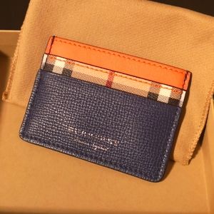 NEW Burberry card holder